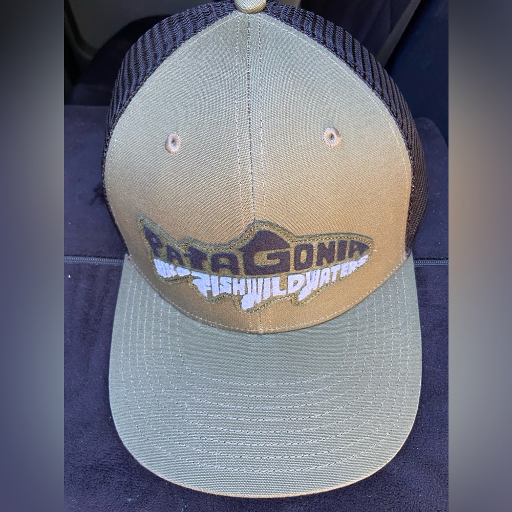 Patagonia hat  Adjustable in Black Mesh Back